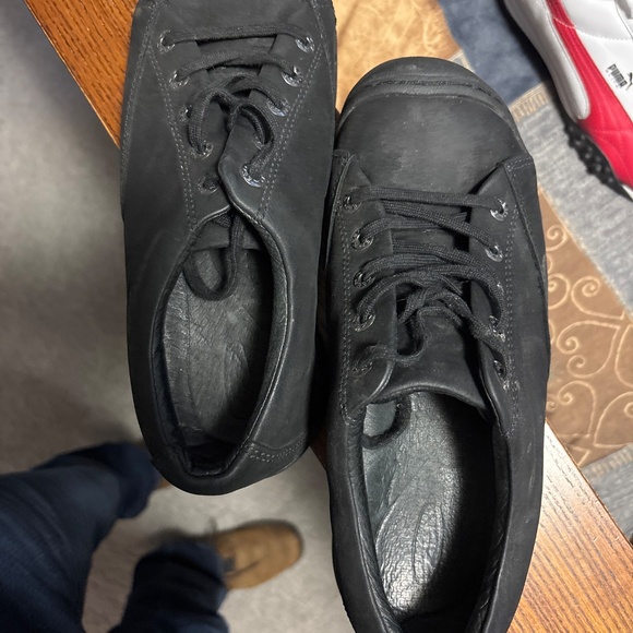 Men’s size 8 black keens - Picture 4 of 4